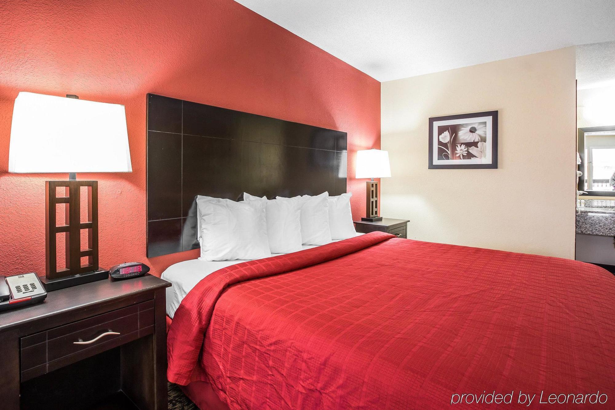 Knights Inn & Suites 格里芬 外观 照片