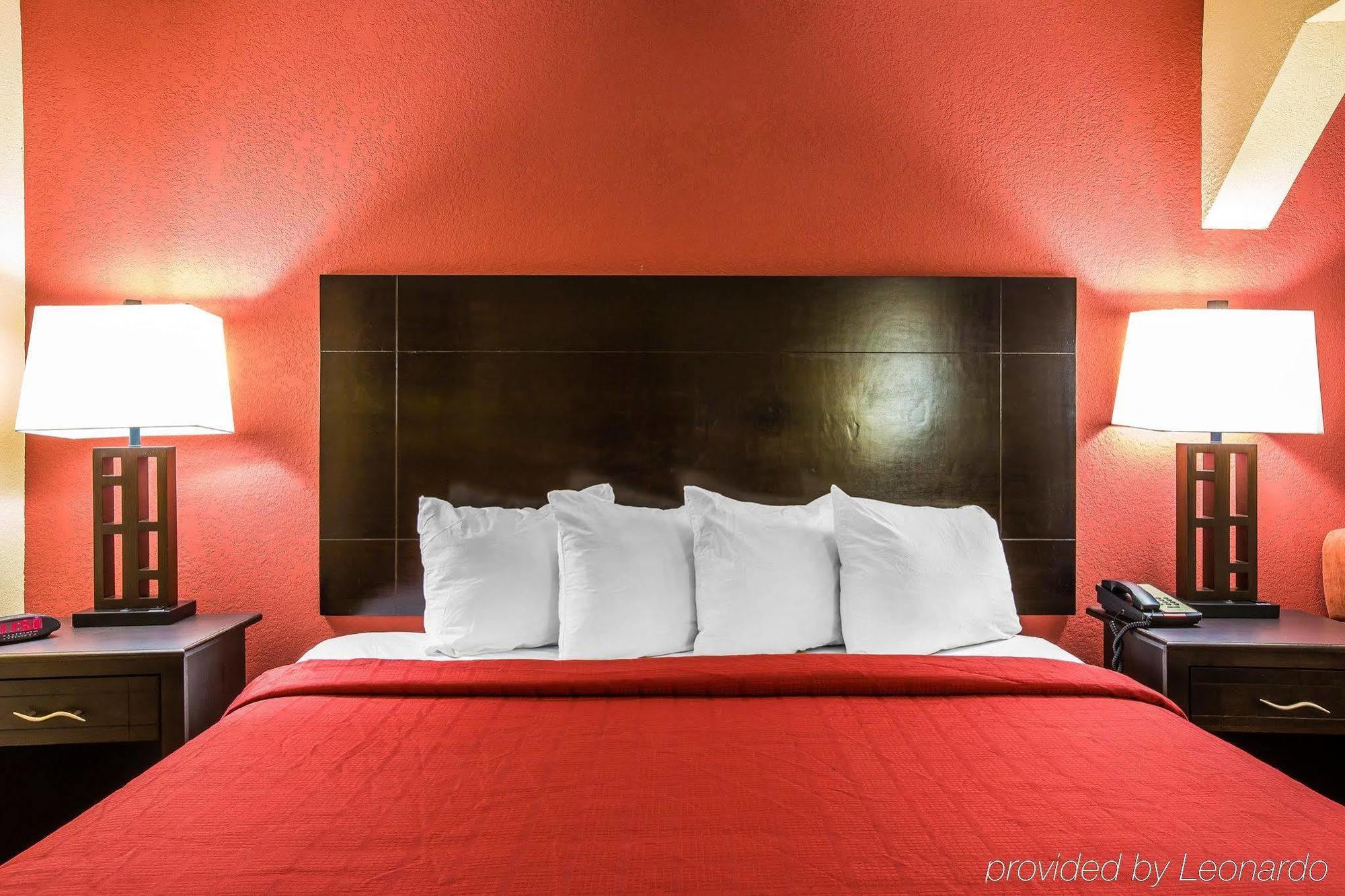 Knights Inn & Suites 格里芬 外观 照片