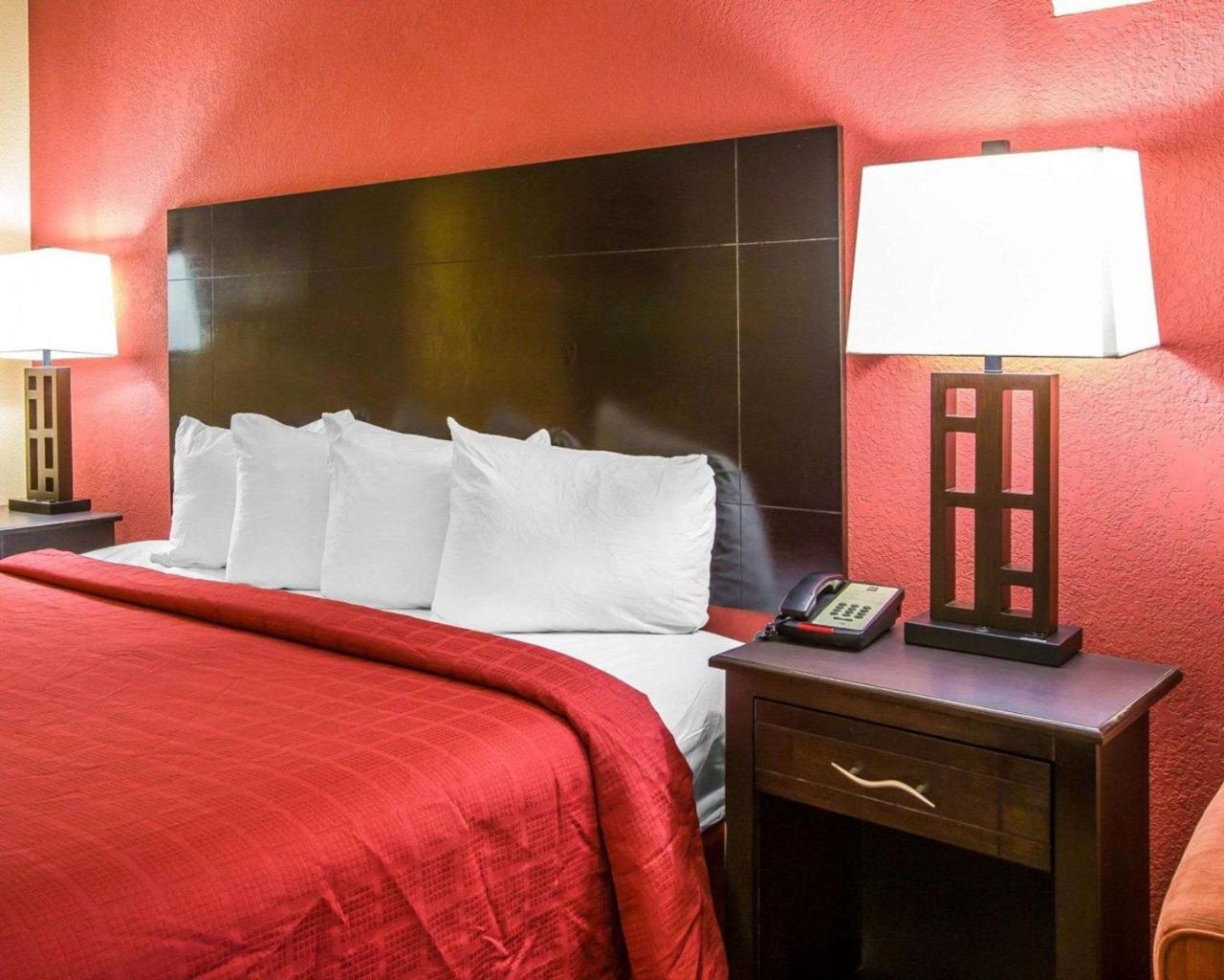Knights Inn & Suites 格里芬 外观 照片