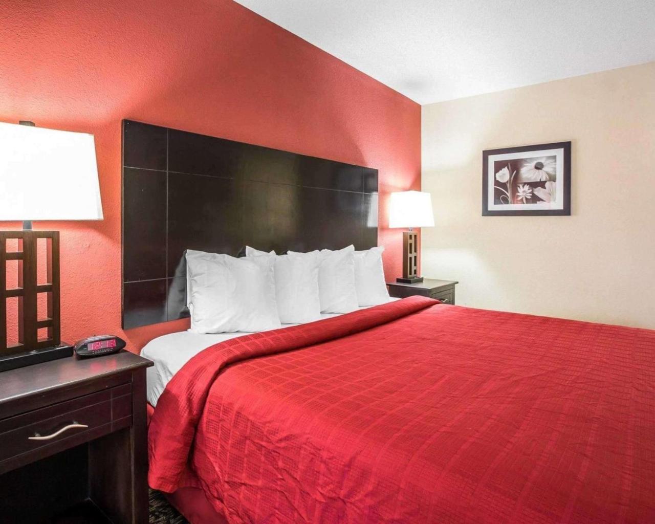 Knights Inn & Suites 格里芬 外观 照片