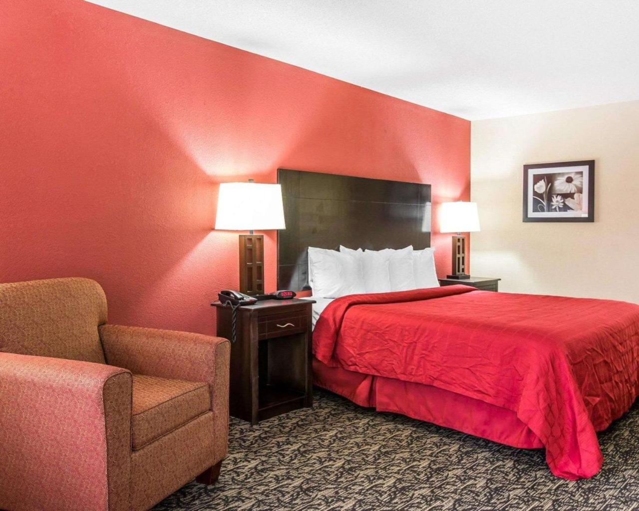 Knights Inn & Suites 格里芬 外观 照片
