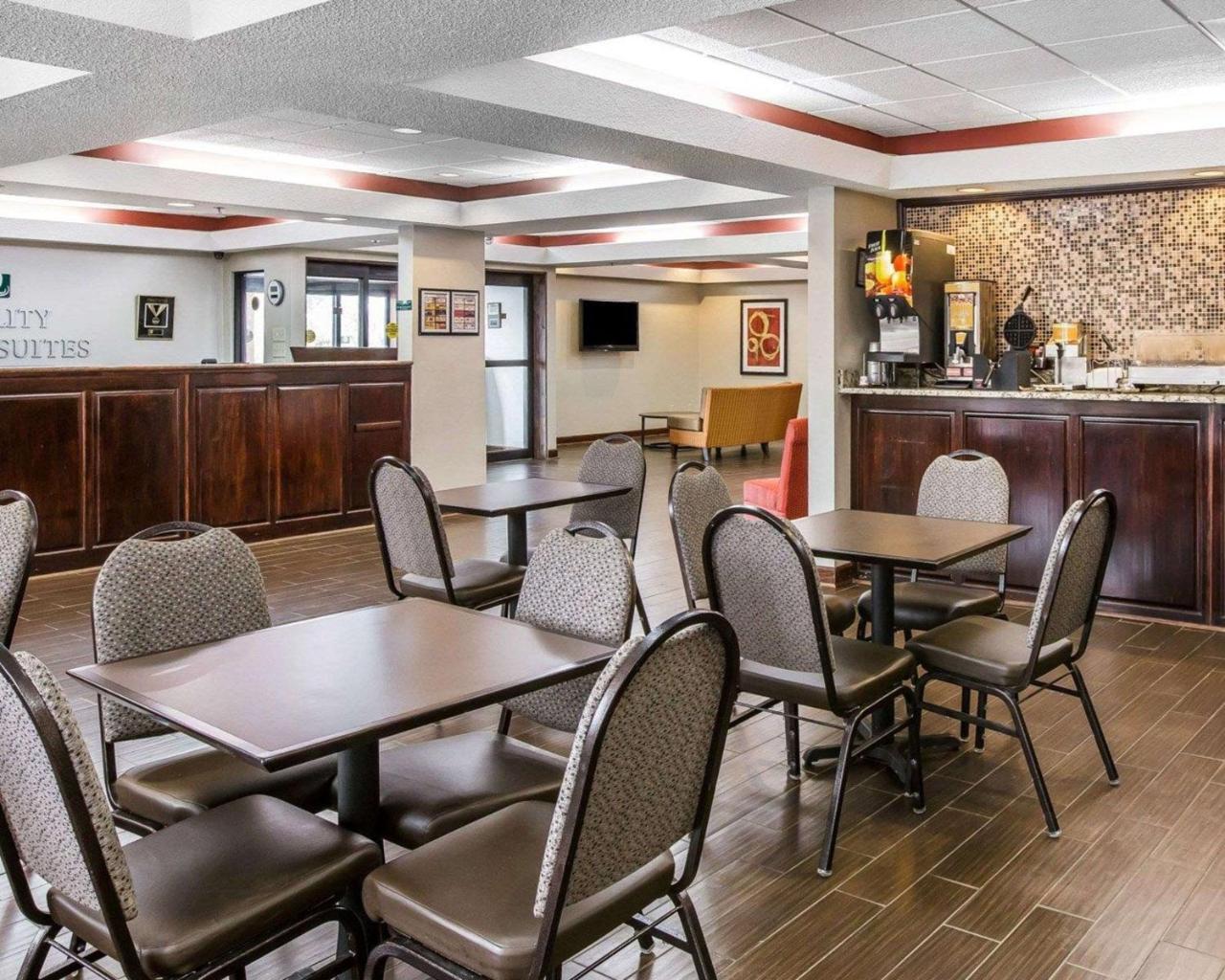 Knights Inn & Suites 格里芬 外观 照片