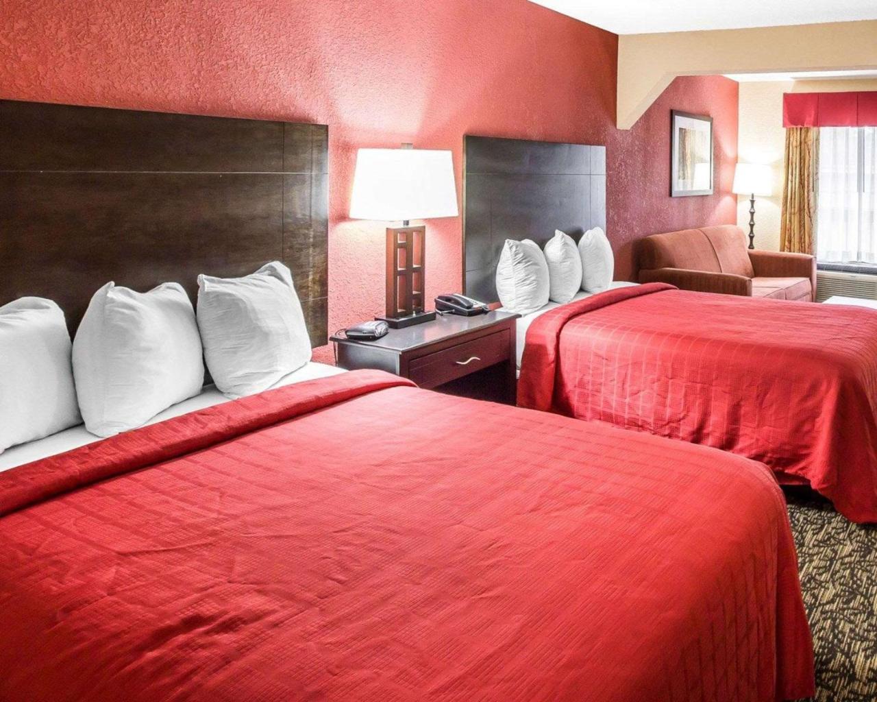 Knights Inn & Suites 格里芬 外观 照片